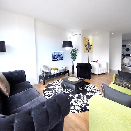 3 Bedrooms At 500 M Away From The Beach With Sea View Furnished Balcony And Wifi