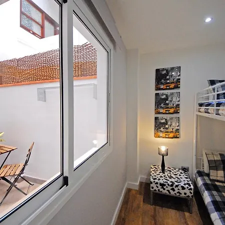 3 Bedrooms At 500 M Away From The Beach With Sea View Furnished Balcony And Wifi Daire